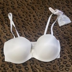 NWT Victoria's Secret white strapless bra